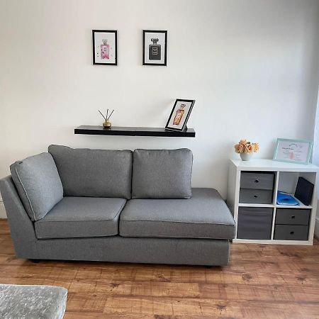 Large 3 Bedroom Modern Apartment Close To Central London Фінчлі Екстер'єр фото